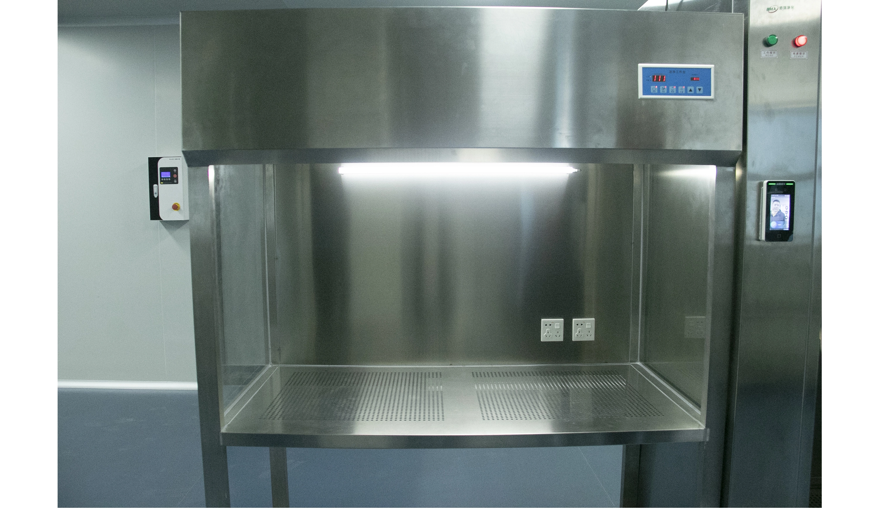 fume hood and laminar flow