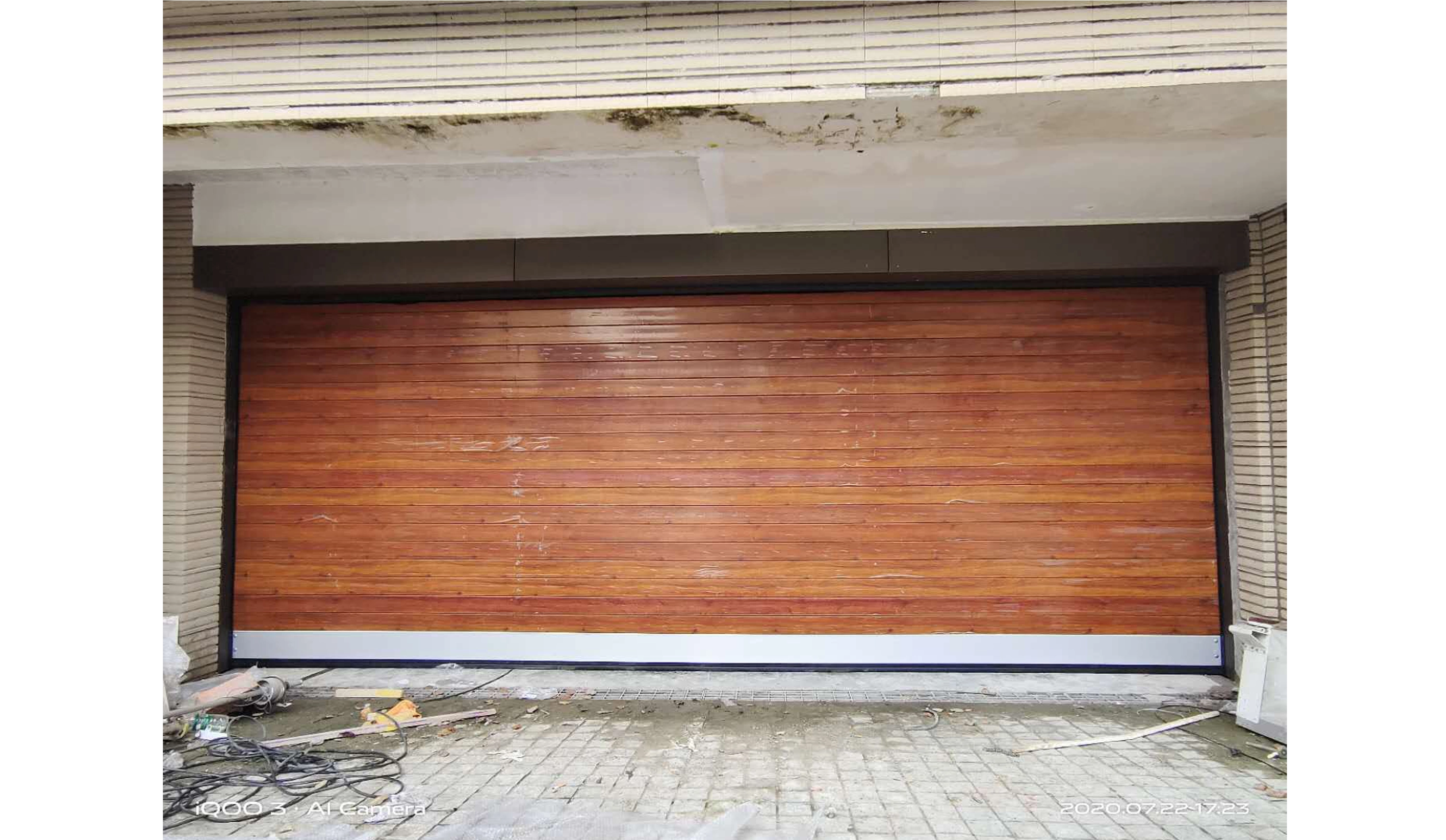 metal garage roller door